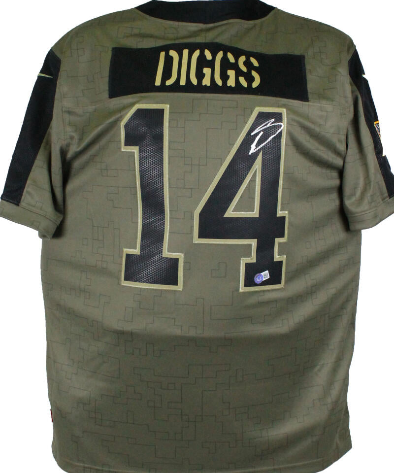 Trevon Diggs Cowboys Autographed Nike Salute To Service Limited Player –  The Jersey Source