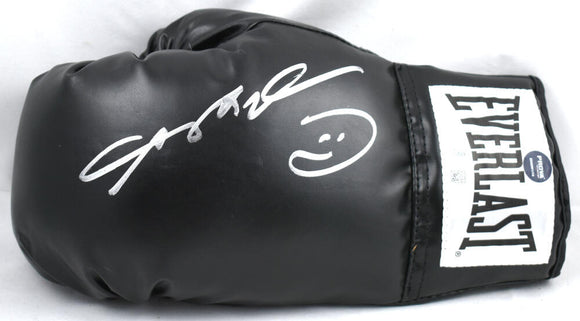 Sugar Ray Leonard Autographed Black Everlast Boxing Glove *Left - Beckett W Hologram *Silver Image 1