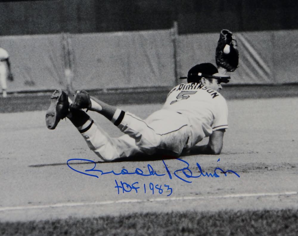 Brooks Robinson Signed *Blue Orioles 16x20 Diving Catch Photo W/ HOF- – The  Jersey Source