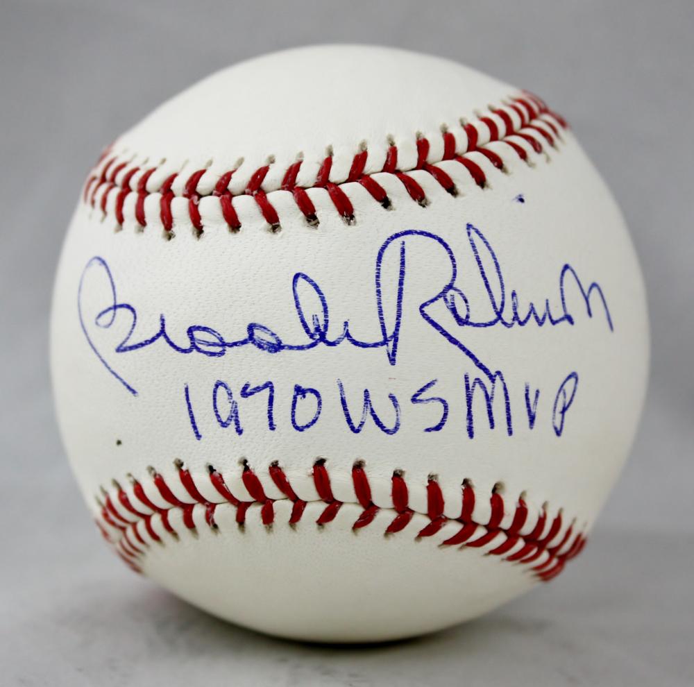 Brooks Robinson Signed OML Baseball (JSA COA) 2848 hits. Hall of Famer –