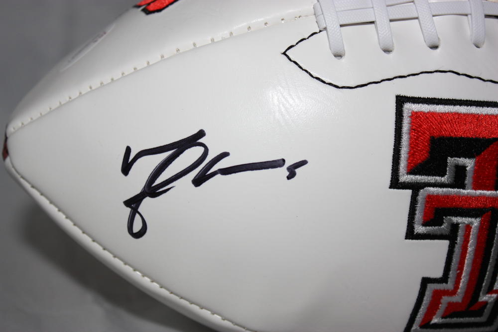 Michael Crabtree Autographed Texas Tech Red Raiders #5 Framed Jersey –  Signature Sports Marketing