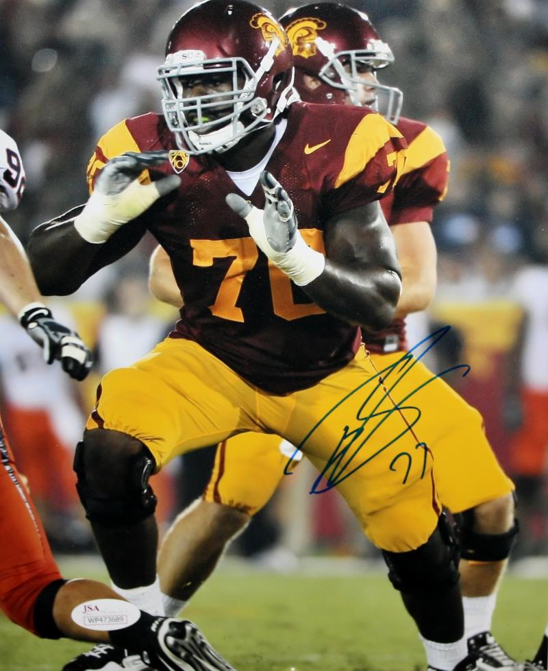 Tyron Smith Autographed 8x10 USC Trojans Maroon Jersey Photo- JSA