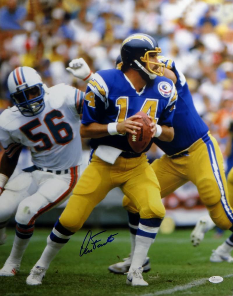 Dan Fouts Autographed San Diego Chargers 16x20 Photo Looking to Pass J –  The Jersey Source