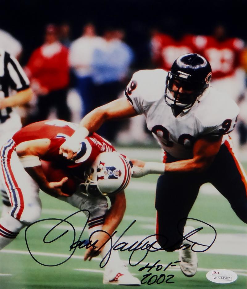 Dan Hampton Autographed HOF Bears 8x10 Tackling Patriot Photo- JSA