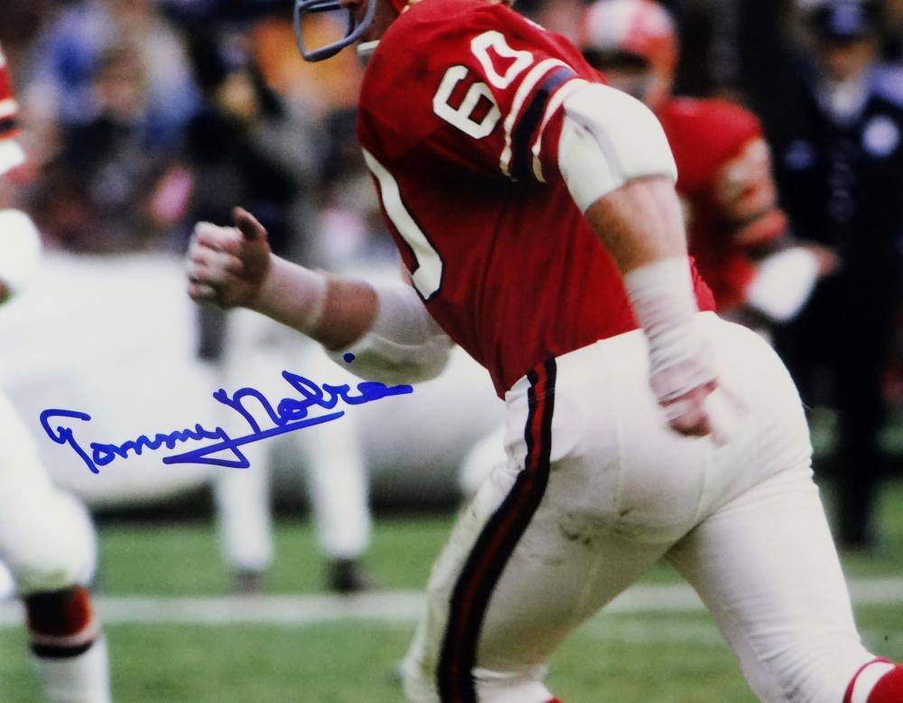 Tommy Nobis Autographed Atlanta Falcons 8x10 Running Photo - Beckett A –  The Jersey Source