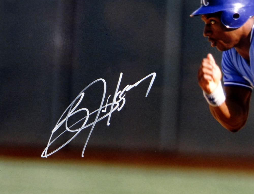 BO JACKSON AUTOGRAPHED KANSAS CITY ROYALS 8X10 PHOTO