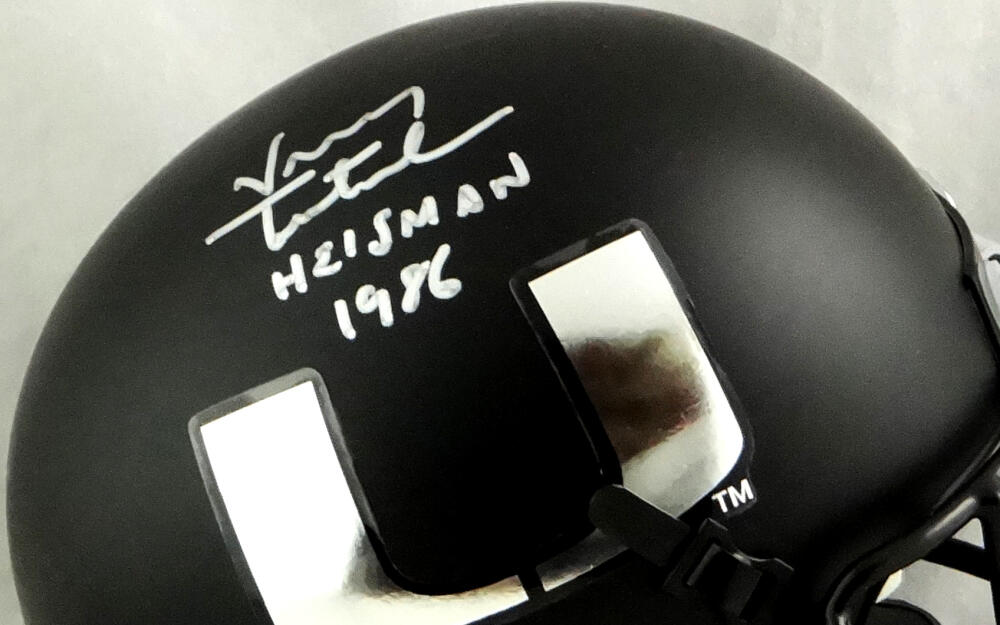 Vinny Testaverde Autographed Jersey Inscribed Heisman 86