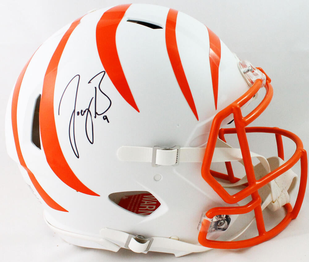 Joe Burrow Cincinnati Bengals Autographed Orange Full Size Authentic Speed  Helmet