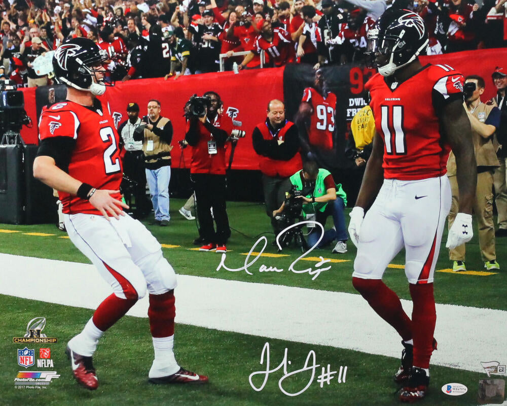 Matt Ryan / Julio Jones Autographed Atlanta Falcons 16x20 PF In Endzone  Photo - Beckett W Auth *White