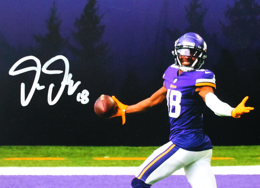 Justin Jefferson Autographed Vikings 16x20 Spotlight Photo-Beckett