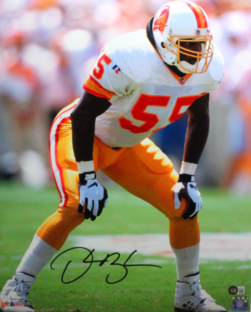 Derrick Brooks Autographed In Stance 16x20 HM Photo- Beckett W *Black – The  Jersey Source