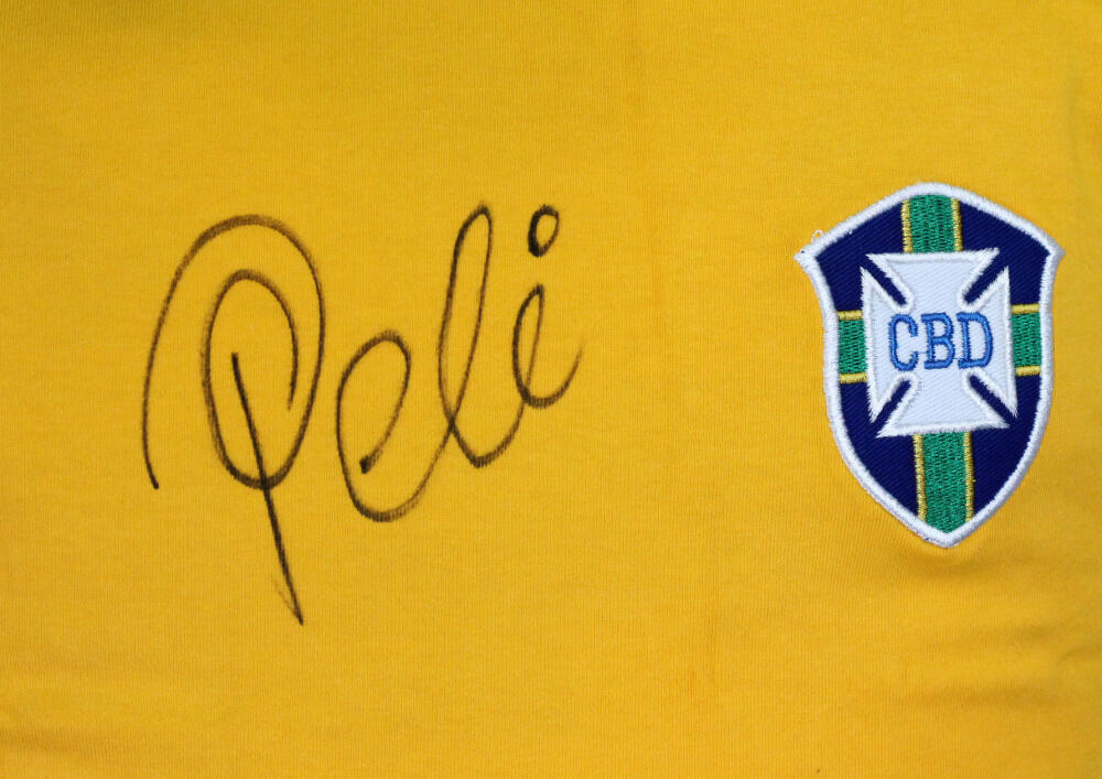 Pele Autographed Brazil CBD Yellow Soccer Jersey Framed BAS Beckett COA  Signed