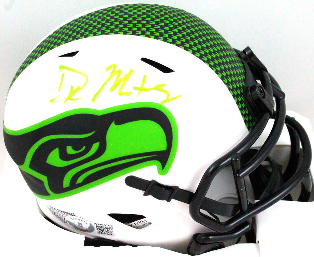 DK Metcalf Seattle Seahawks Mini Helmet Card Display Case Collectible Auto  Shadowbox Autograph at 's Sports Collectibles Store