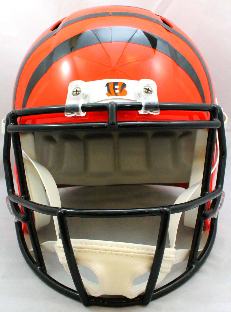 Tee Higgins Autographed Cincinnati Bengals F/S Speed Helmet - Beckett – The  Jersey Source
