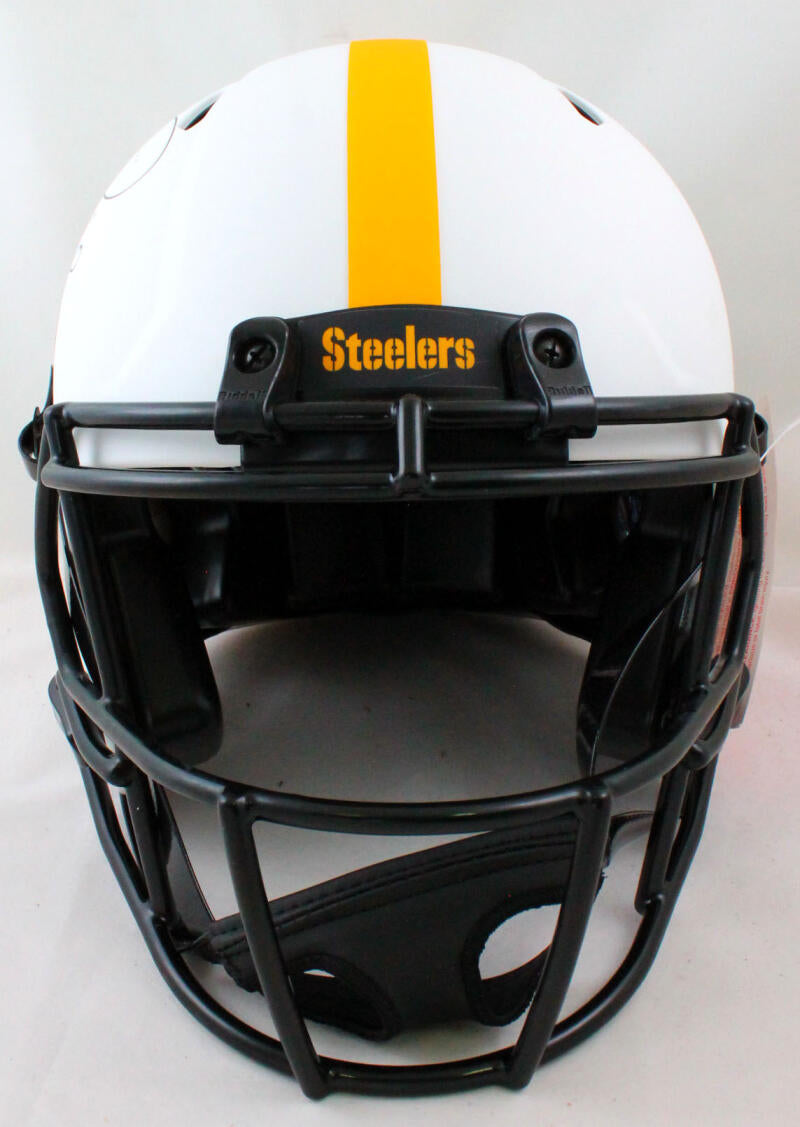 : Jerome Bettis Pittsburgh Steelers Autographed Riddell