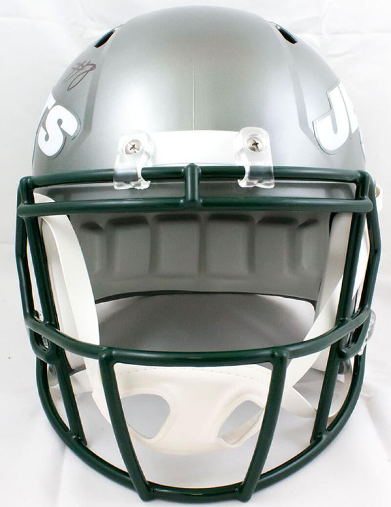 black jets helmet