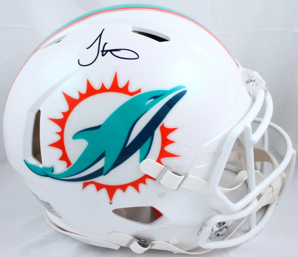 Tyreek Hill Signed Dolphins Jersey (Beckett)