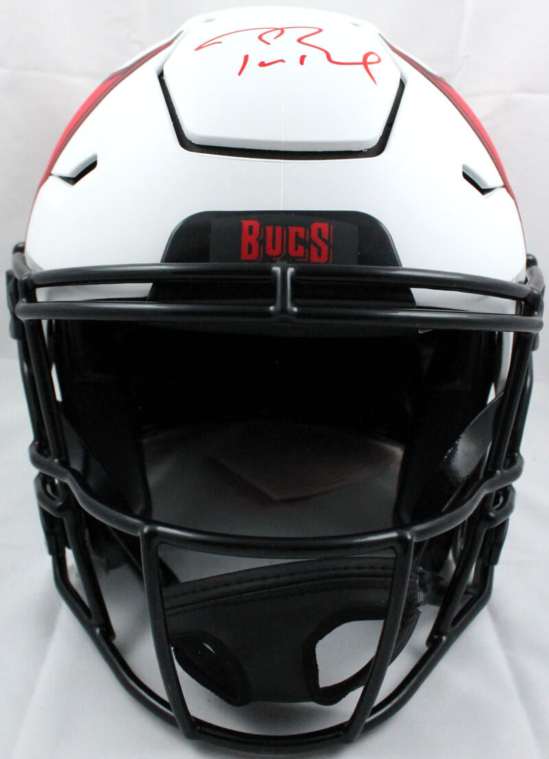 Tom Brady Autographed Tampa Bay Buccaneers Riddell Speed Flex Authentic  Helmet - Fanatics Authentic