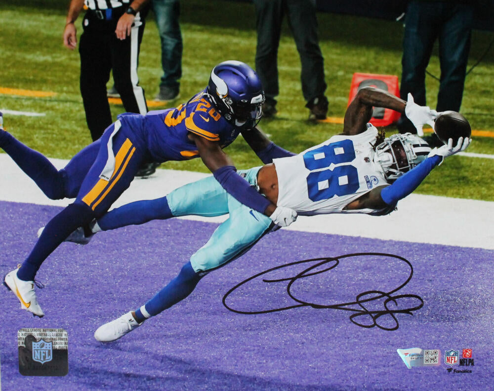 CeeDee Lamb Autographed Dallas Cowboys TD Vs Vikings 8X10 Photo