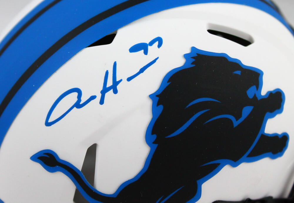 Aidan Hutchinson Autographed Detroit Lions Logo Football-Beckett W Hol –  The Jersey Source