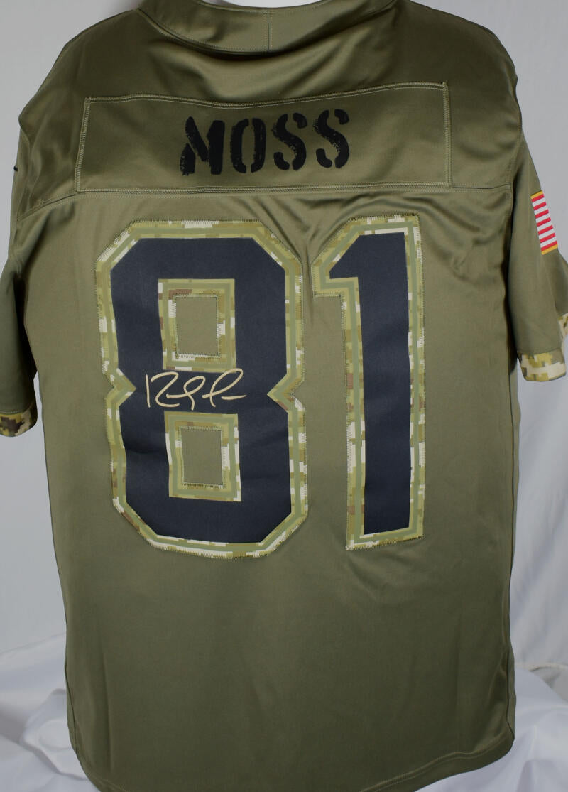 Randy Moss Autographed Patriots Nike Salute to Service Jersey- Beckett –  The Jersey Source