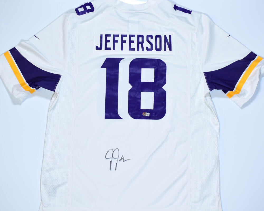 Justin Jefferson Signed Vikings White Nike Game Jersey- Beckett W