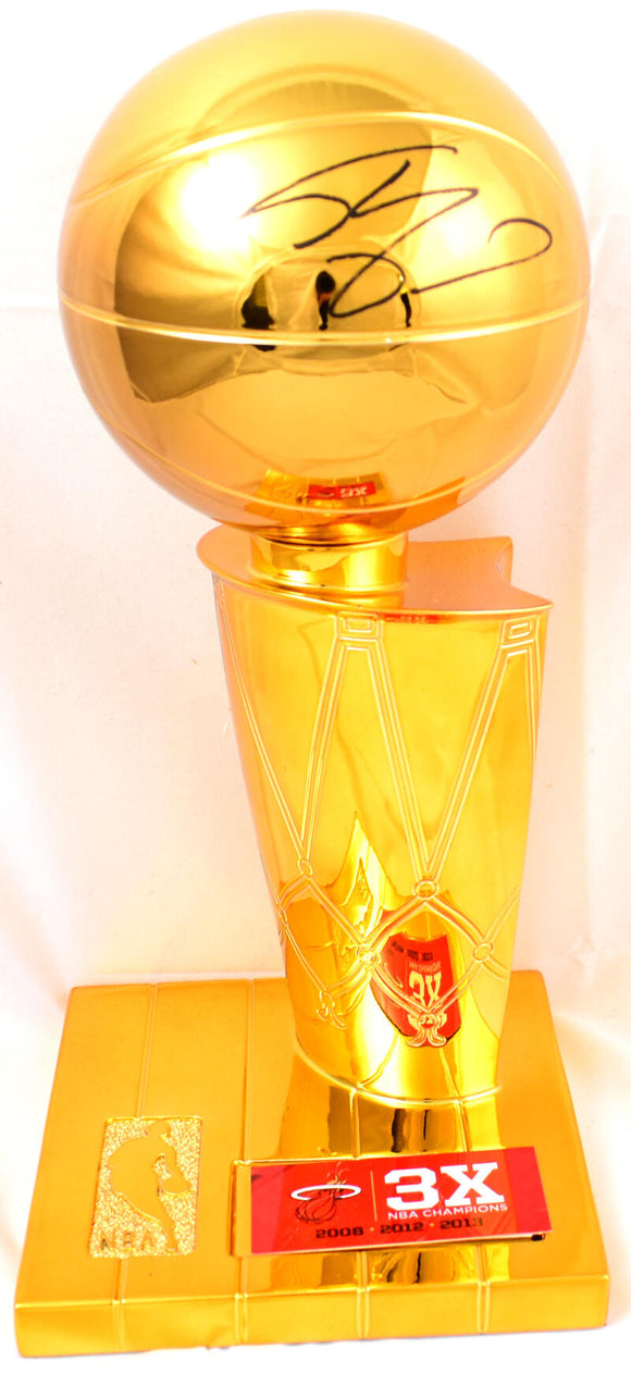 Shaquille O'Neal Heat Autographed 12'' Mini NBA Trophy- Beckett W Hologram *Black Image 1