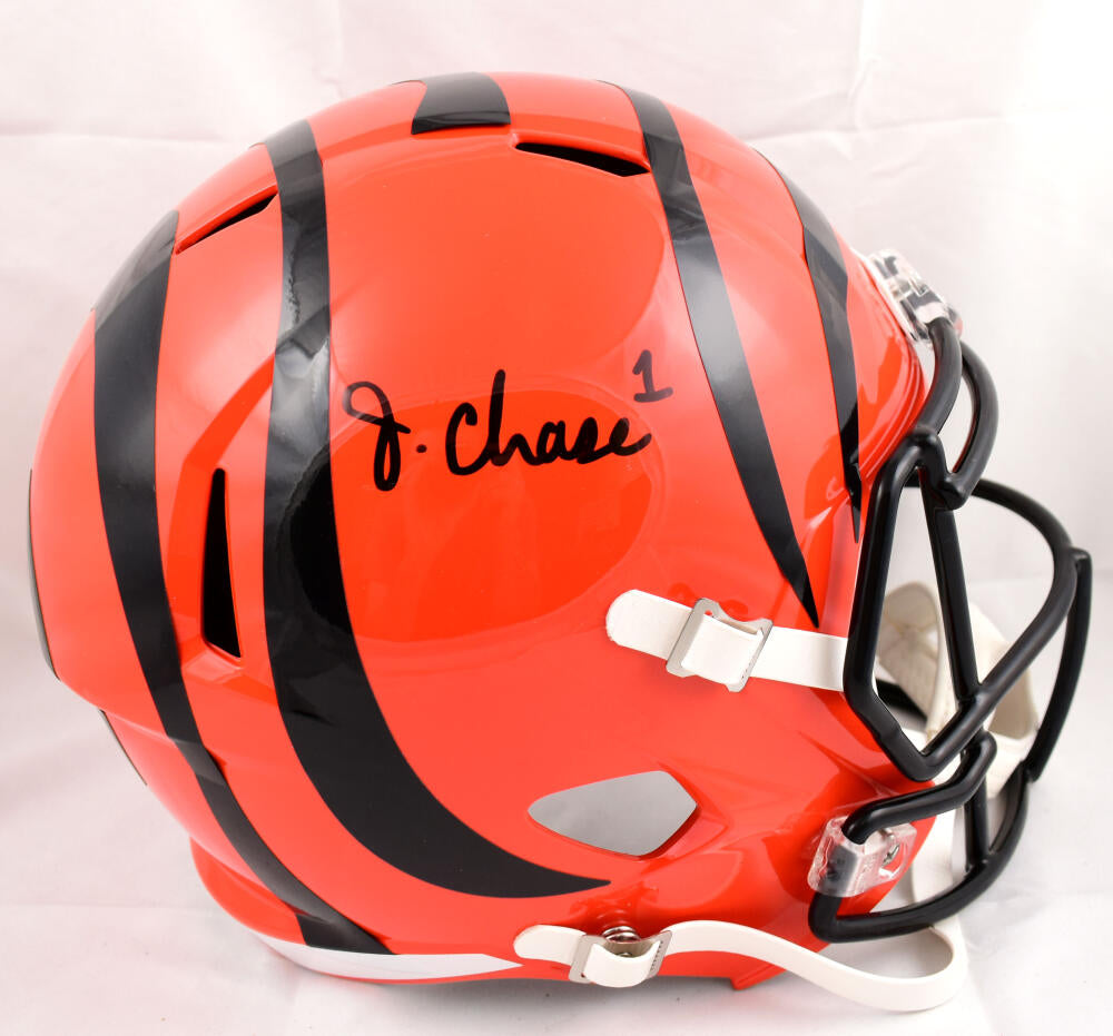 Ja'Marr Chase Cincinnati Bengals Autographed Lunar Authentic Helmet -  Beckett Authentic