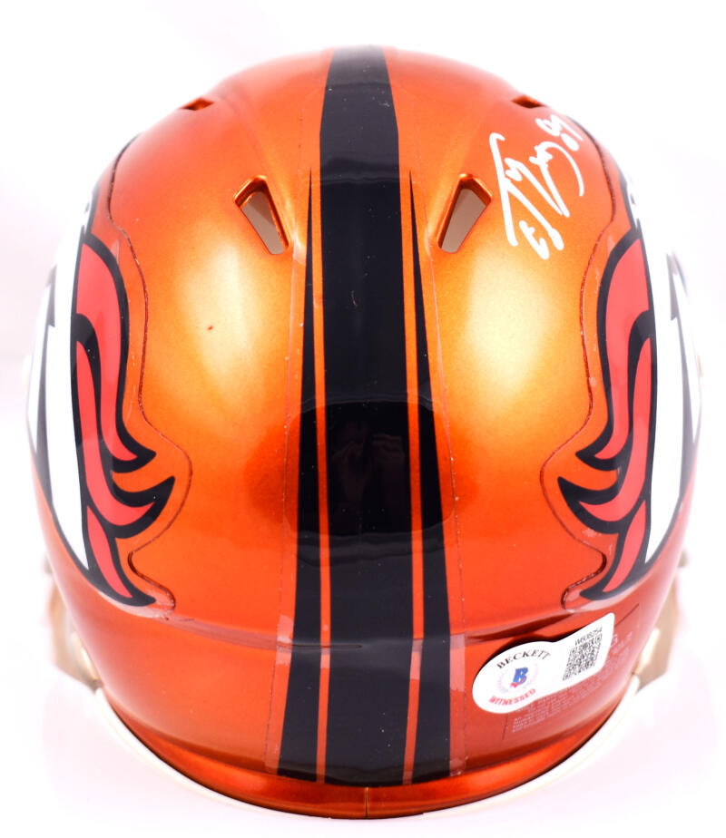 Jaxon Smith-Njigba Autographed Seattle Seahawks F/S Flash Speed Helmet –  The Jersey Source