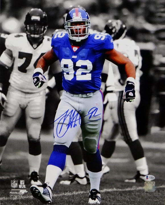 Michael Strahan Signed NY Giants 8x10 PF BW Spotlight Photo-Beckett Auth *Blue