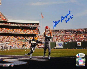 Steve Largent Signed Seattle Seahawks 8x10 TD Catch Photo w/HOF - Beckett W Auth