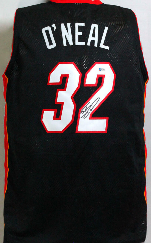 Shaquille O'Neal Autographed Black Miami Jersey - Beckett Authentication *2