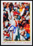 1995 Topps #420 Joe Montana Chiefs Autograph Beckett Witness