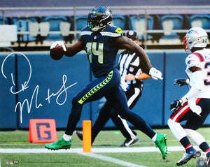 DK Metcalf Signed Seattle Seahawks 16x20 TD HM Photo-Beckett W Hologram *White