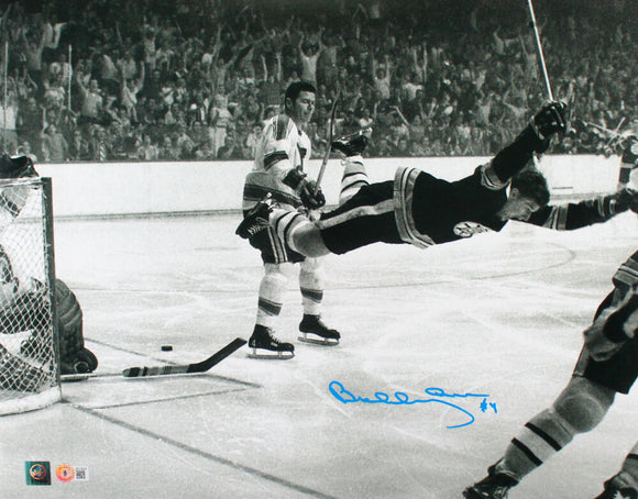 Bobby Orr Autographed 16x20 B/W Photo- Beckett Hologram Orr Hologram