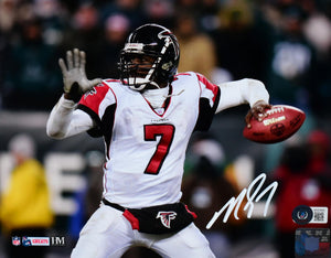 Michael Vick Autographed Atlanta Falcons 8x10 Passing Photo- Beckett W Hologram