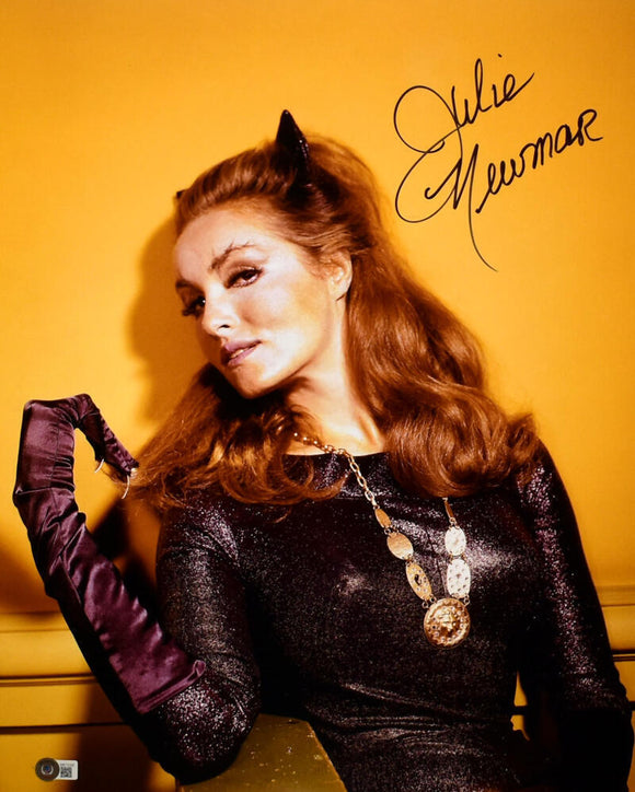 Julie Newmar Autographed 16x20 Catwoman Close Up Photo -Beckett W Hologram