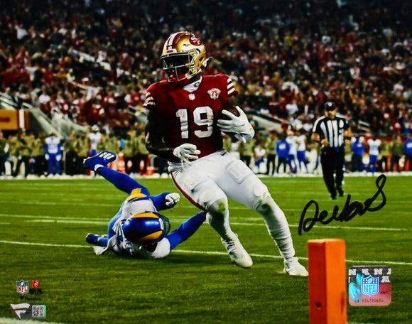 Deebo Samuel Autographed San Francisco 49ers 8x10 Running Photo- Fanatics *Black