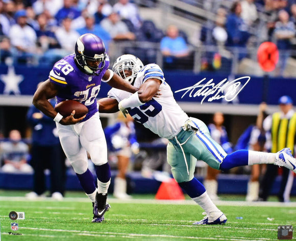 Adrian Peterson Signed Minnesota Vikings 16x20 Stiff Arm Photo-Beckett W Holo