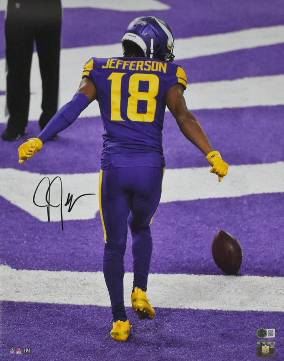 Justin Jefferson Autographed Vikings 16x20 Griddy Photo-Beckett W Holo *Black