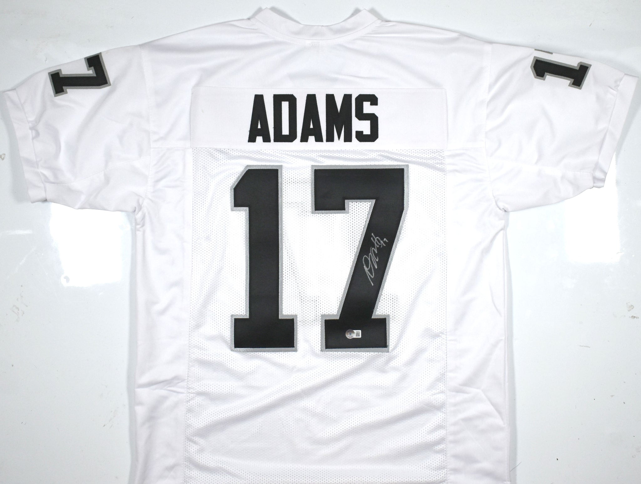 Davante Adams offers Signed Jersey Beckett