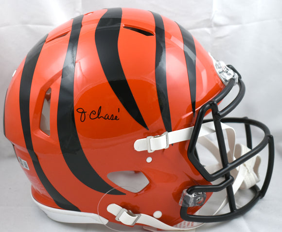 Ja'Marr Chase Signed Cincinnati Bengals F/S Authentic Helmet- Beckett W Hologram