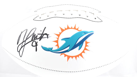 Jonnu Smith Autographed Miami Dolphins Logo Football - Beckett W Hologram *Black