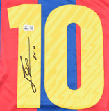 Lionel Messi Signed FC Barcelona Home Soccer Jersey #10 - Beckett W Hologram *M