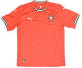 Bruno Fernandes Autographed Portugal Home Soccer Jersey #8 - Beckett W Holo *M