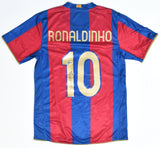Ronaldinho Autographed Barcelona FC Home Soccer Jersey #10 - Beckett Holo *M