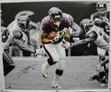 Arian Foster Autographed 20x24 B&W w/ Color Canvas- JSA Authenticated