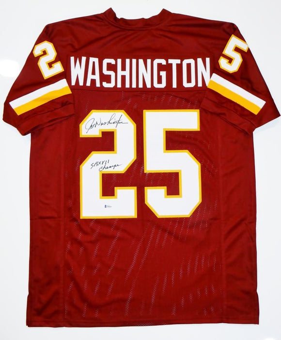 Joe Washington Autographed Maroon Pro Style Jersey w/ SC Champs- Beckett Auth *2