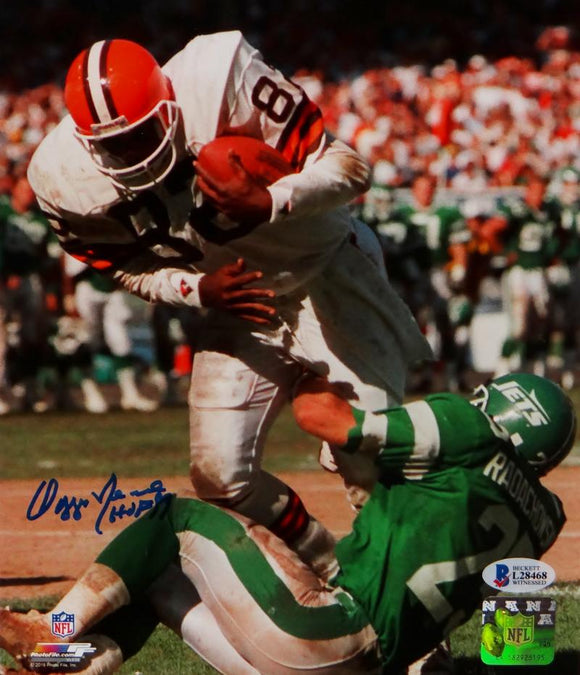 Ozzie Newsome HOF Autographed 8x10 Browns Vs. Jets PF Photo- Beckett Auth *Blue