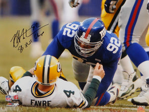 Michael Strahan Autographed NY Giants 16x20 PF Photo Sacking Favre w/ Insc- JSA W Auth *Black